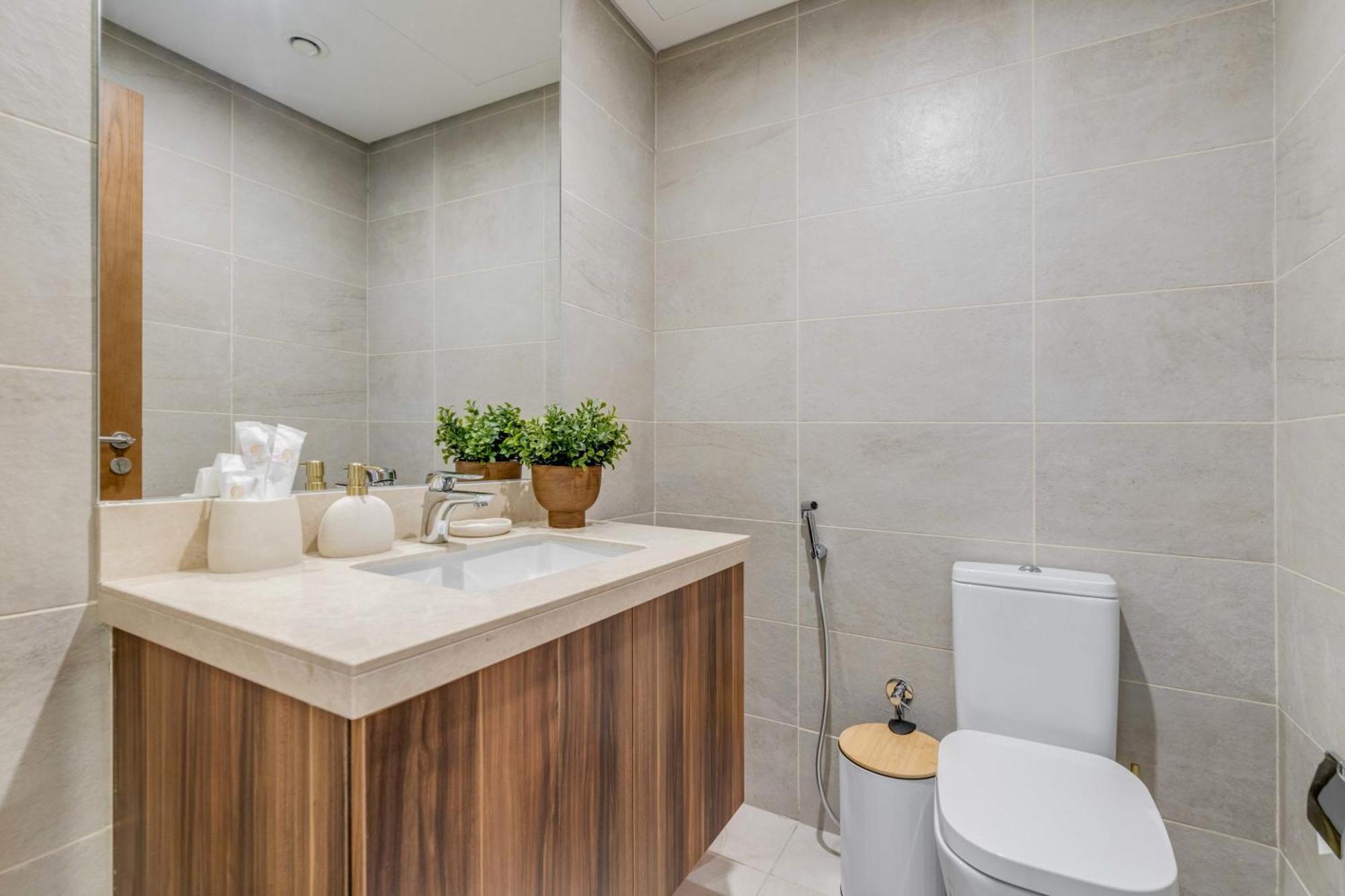 Luxury Azizi Mina Beachfront Apartments Dubai Dış mekan fotoğraf