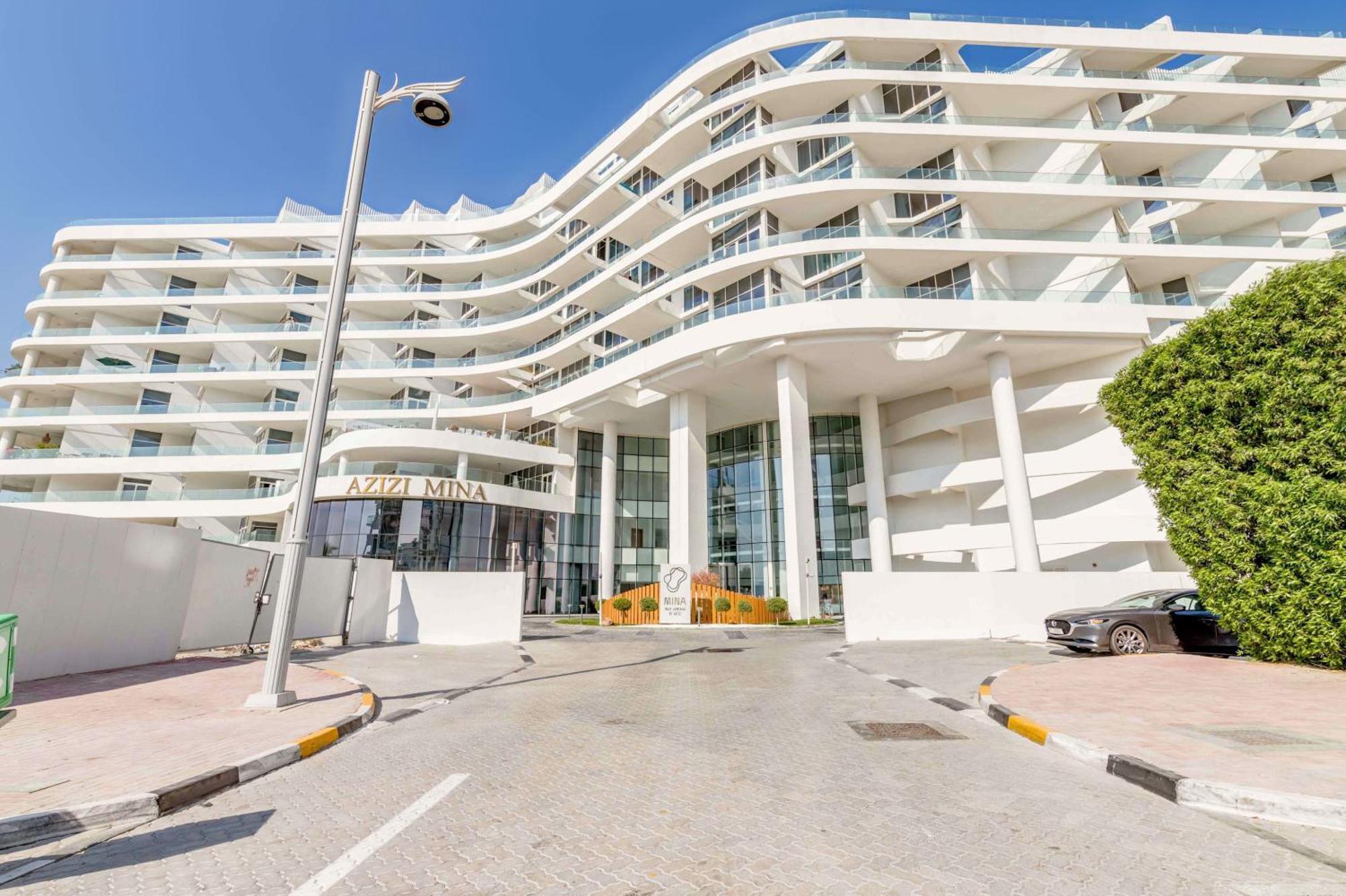 Luxury Azizi Mina Beachfront Apartments Dubai Dış mekan fotoğraf