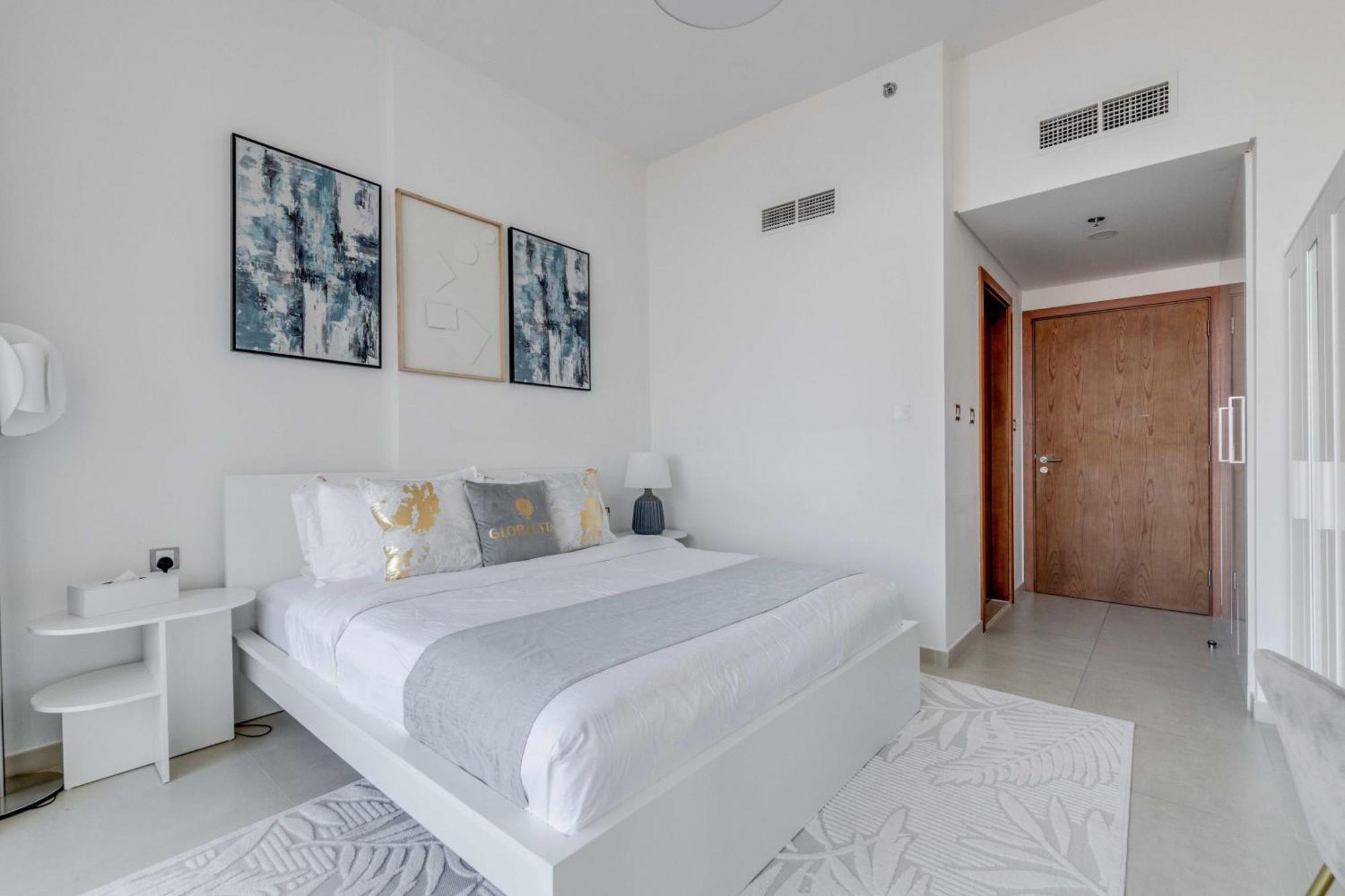 Luxury Azizi Mina Beachfront Apartments Dubai Dış mekan fotoğraf